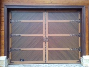 Секционные ворота премиум кантри DoorHan 2800х2800