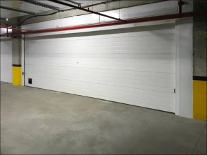 Промышленные секционные ворота DoorHan серии isd03 3400x2300 для парковки