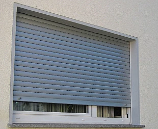 Рольставни DoorHan с перфорацией для широкого оконного проема