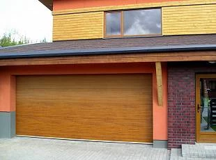 Секционные гаражные ворота DoorHan серии rsd01 biw, панель доска, 3500х2200